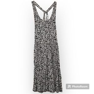 Black and White Floral Dress with Keyhole Back Detail